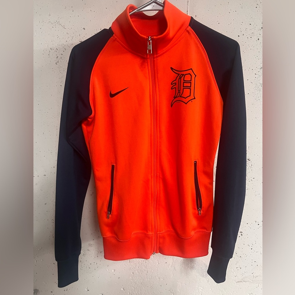⚾️🐅🔥Detroit Tigers Women’s Nike Zip Sweatshirt SHARP FOR FALL! MLB